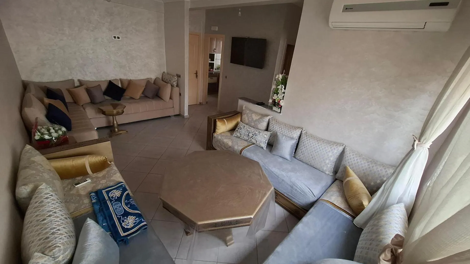 Appartement A Cote De Kitea Route De Sefrou Fes Apartment